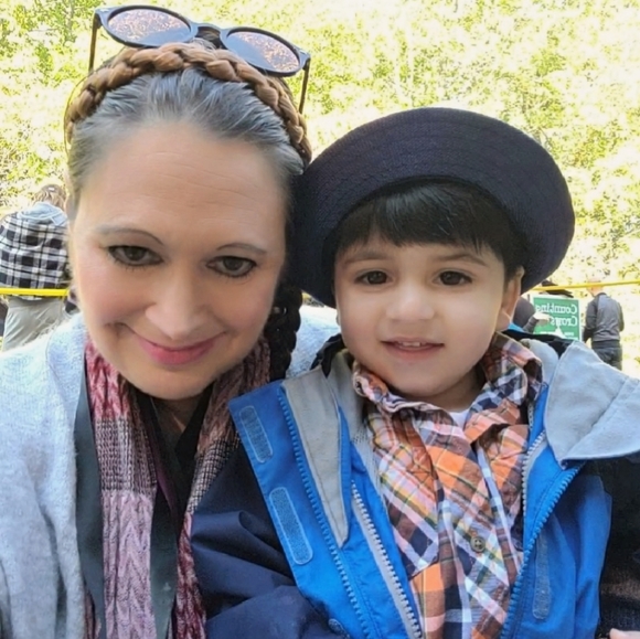 Meet your Posher, Miranda - Picture 1 of 1